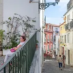 Typical Alfama Apartment, By Timecooler * Lisboa